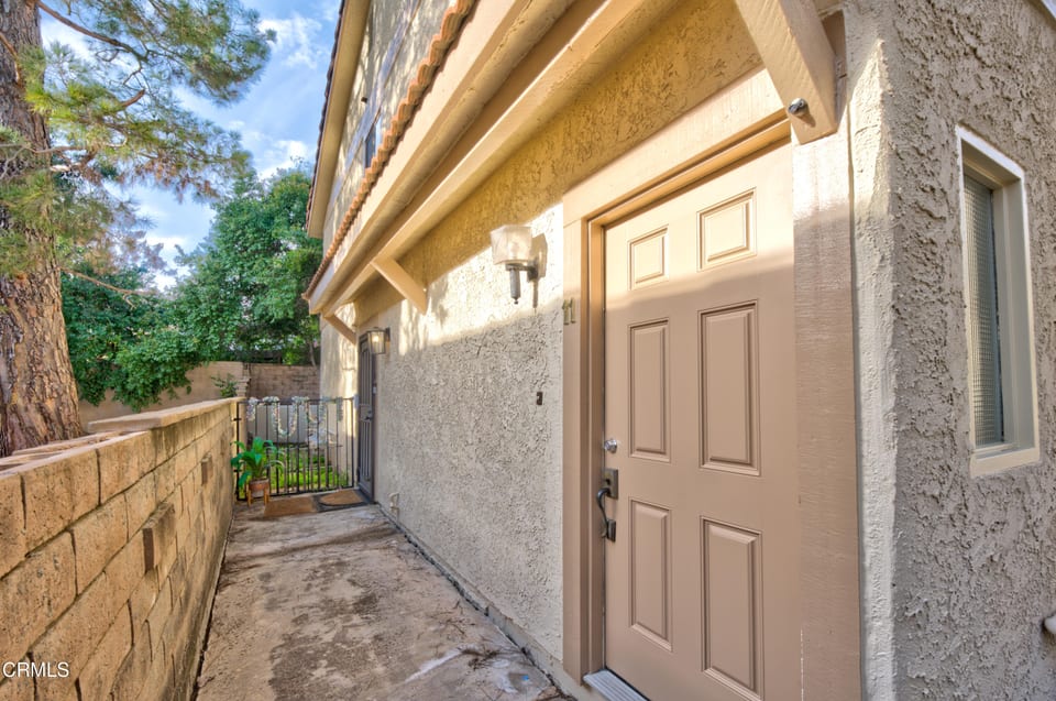 5321 Colodny Drive