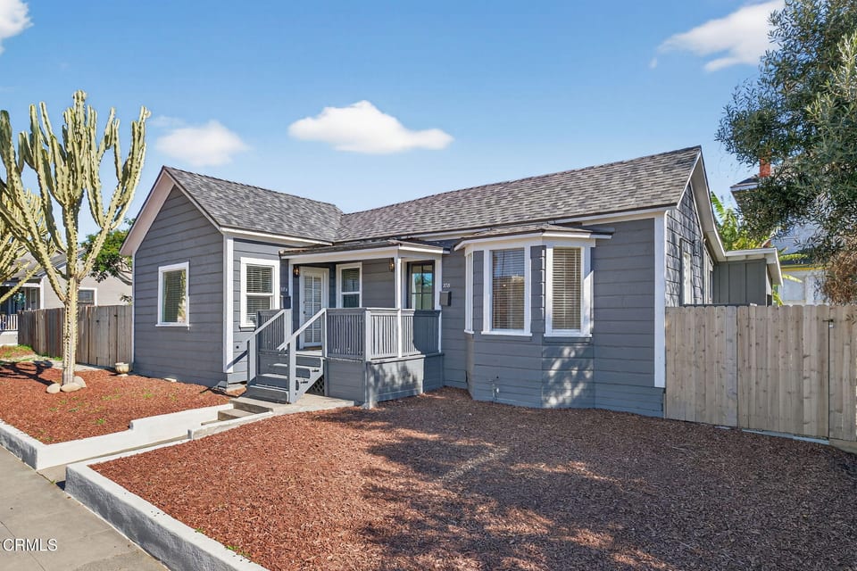 809 East Front Street, Ventura, CA 93001