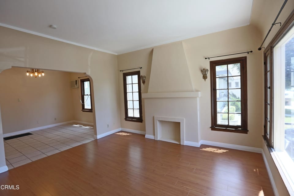 126 South Olive Avenue