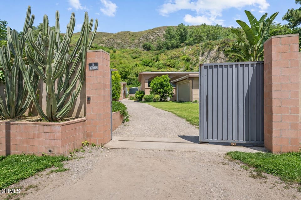 561 East Telegraph Road, Fillmore, CA 93015