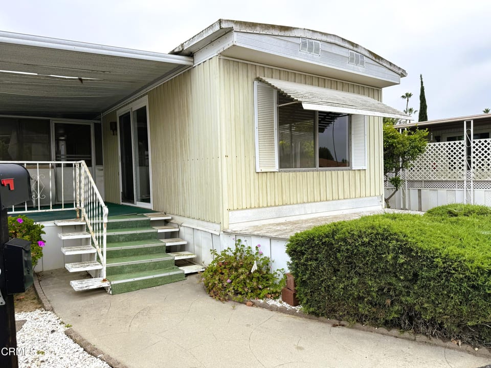 4388 East Central Avenue