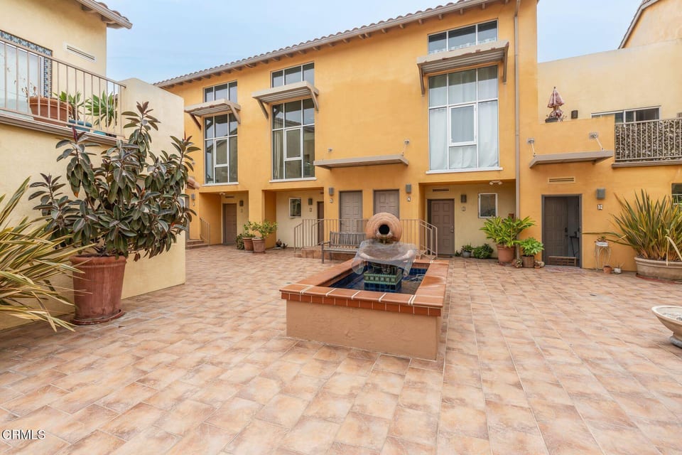 285 North Ventura Avenue, 6, Ventura, CA 93001