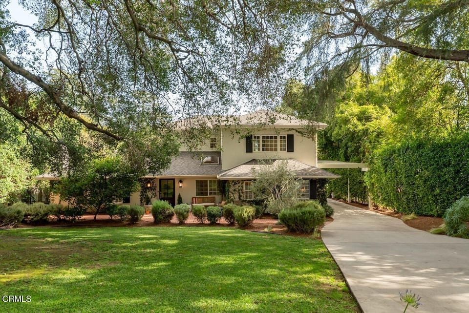 2060 East Altadena Drive