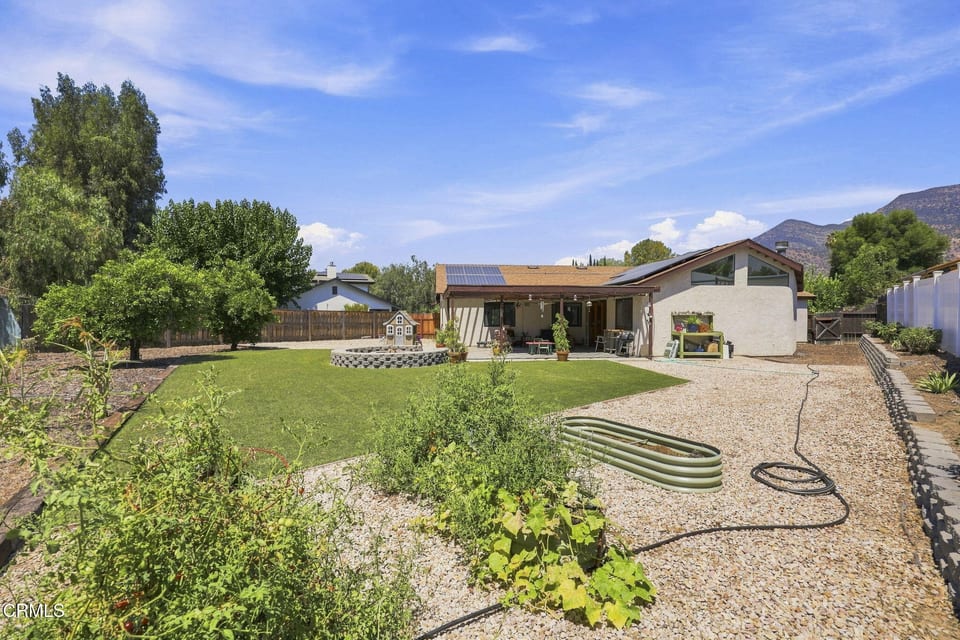 1121 Sunnyglenn Avenue, Ojai, CA 93023