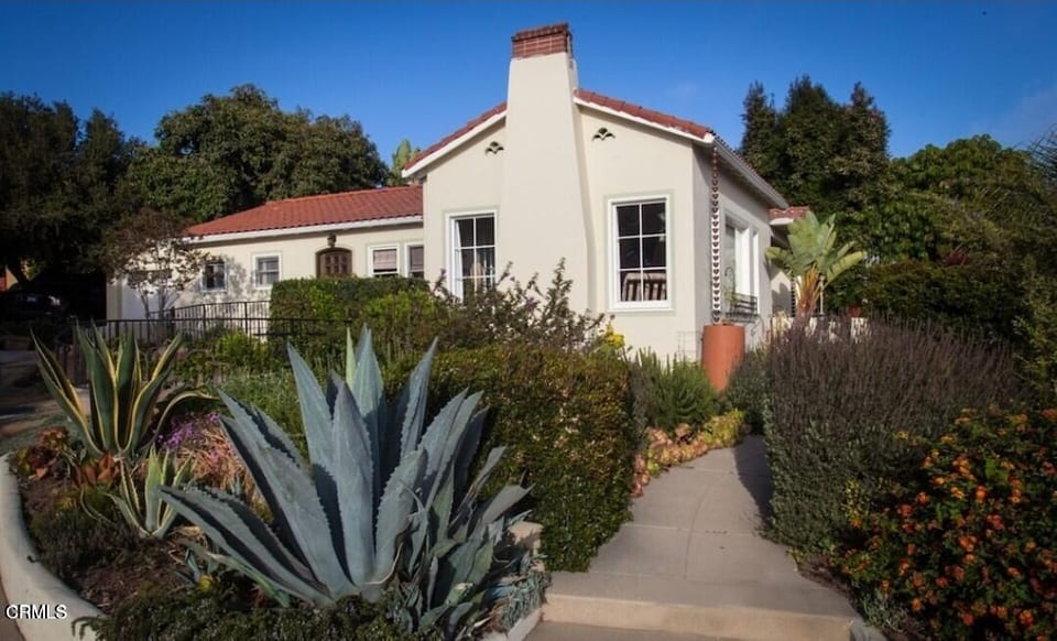 1497 East Main Street, Ventura, CA 93001