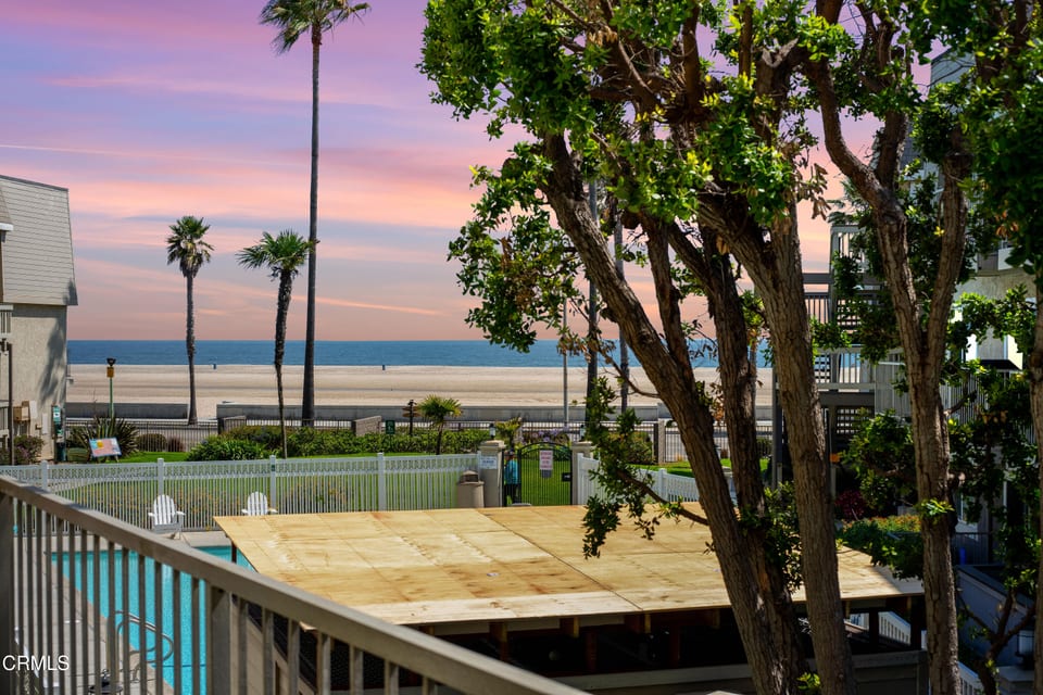 246 East Surfside Drive