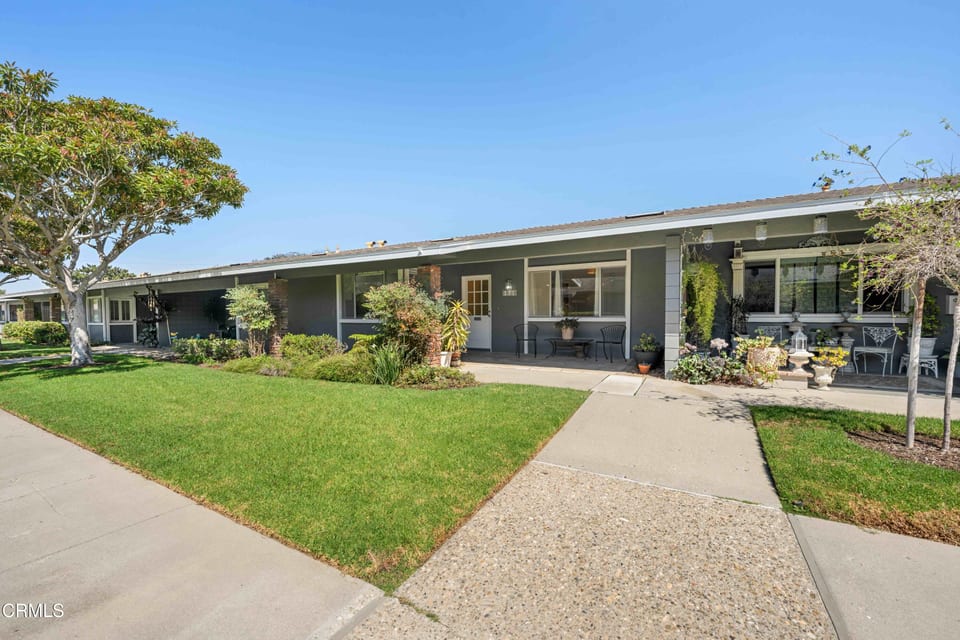 131 East Alta Green