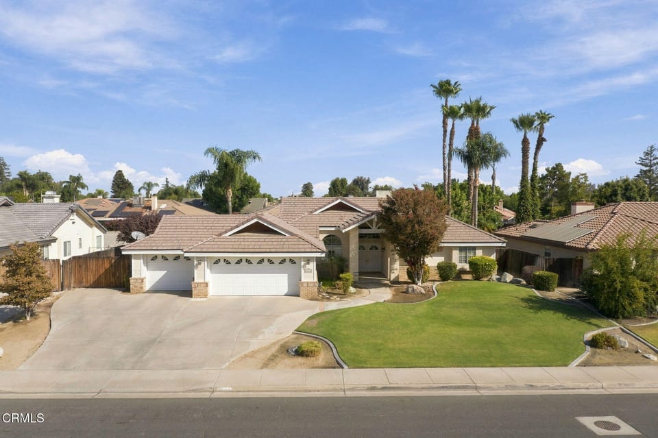 14608 Orchard Crest Avenue