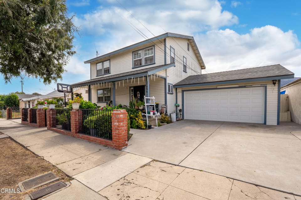 1006 East Ventura Street, Santa Paula, CA 93060