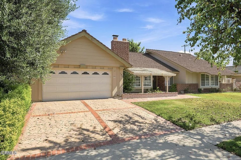 195 West Avenida De Las Flores, Thousand Oaks, CA 91360