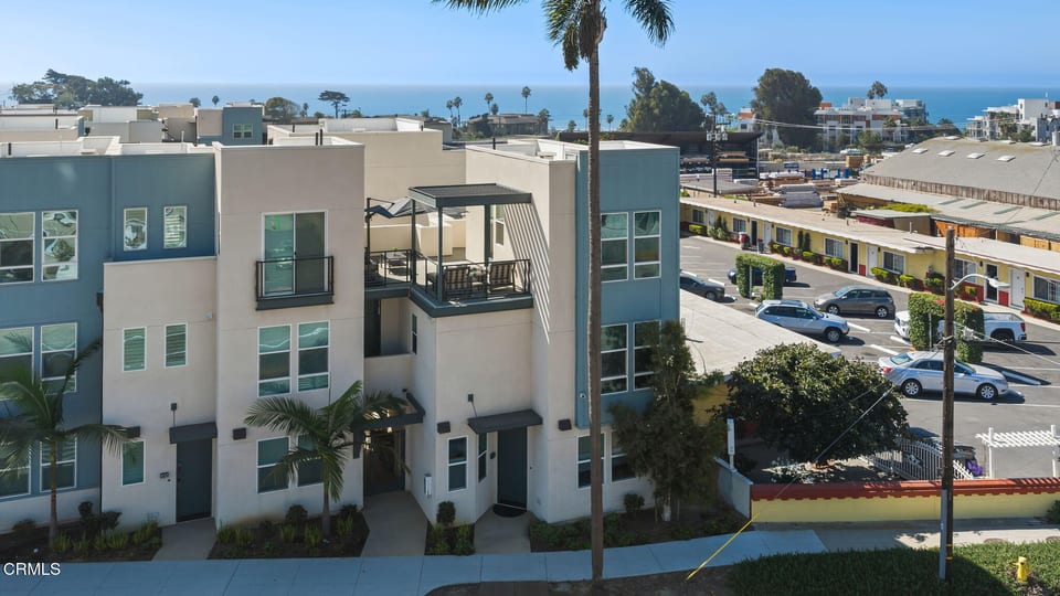 1230 East Thompson Boulevard, 101, Ventura, CA 93001