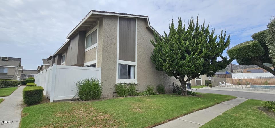 10 Bahia Circle, 10, Santa Paula, CA 93060