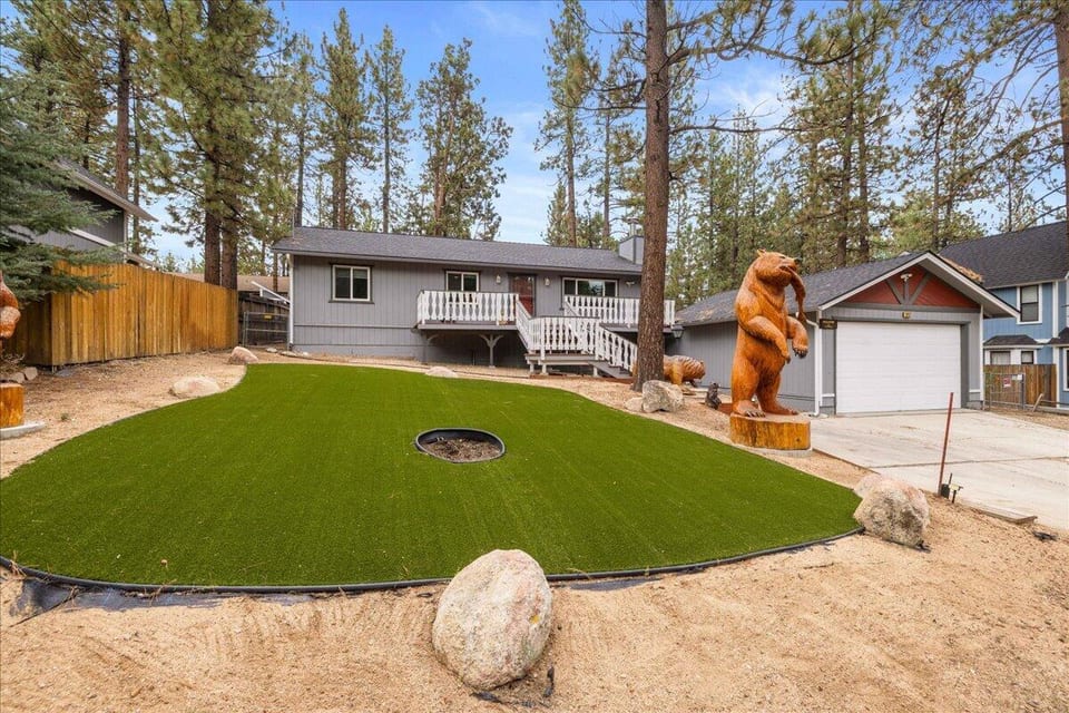1217 Redwood Drive