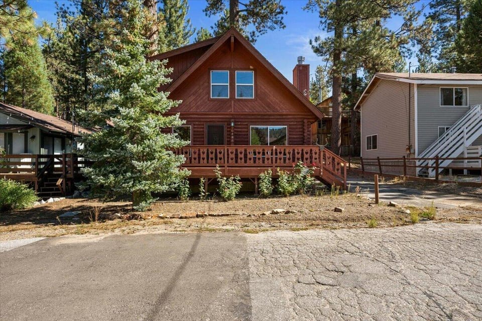 751 Tehama Drive