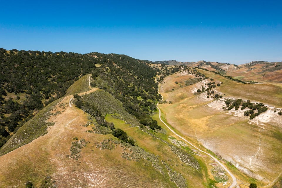 2051 N Us-101, BUELLTON, CA 93427