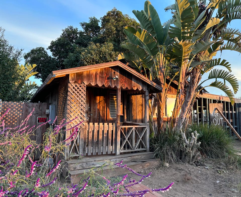 910 Pear Street, CARPINTERIA, CA 93013