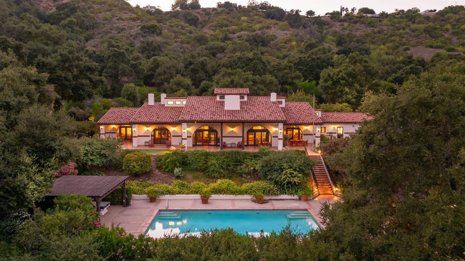 10883 Oak Knoll Road, OJAI, CA 93023