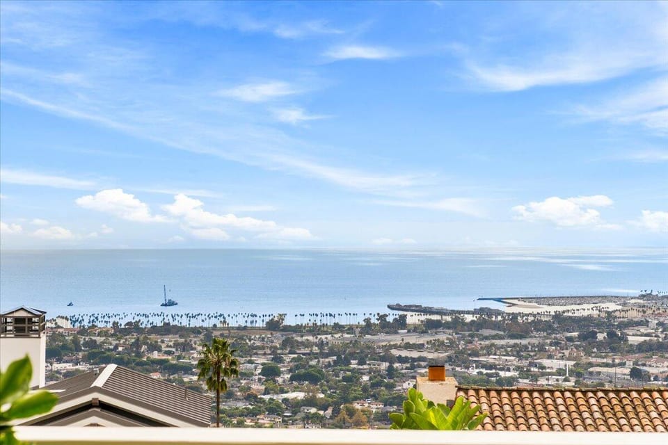 624 Las Alturas Road, SANTA BARBARA, CA 93103