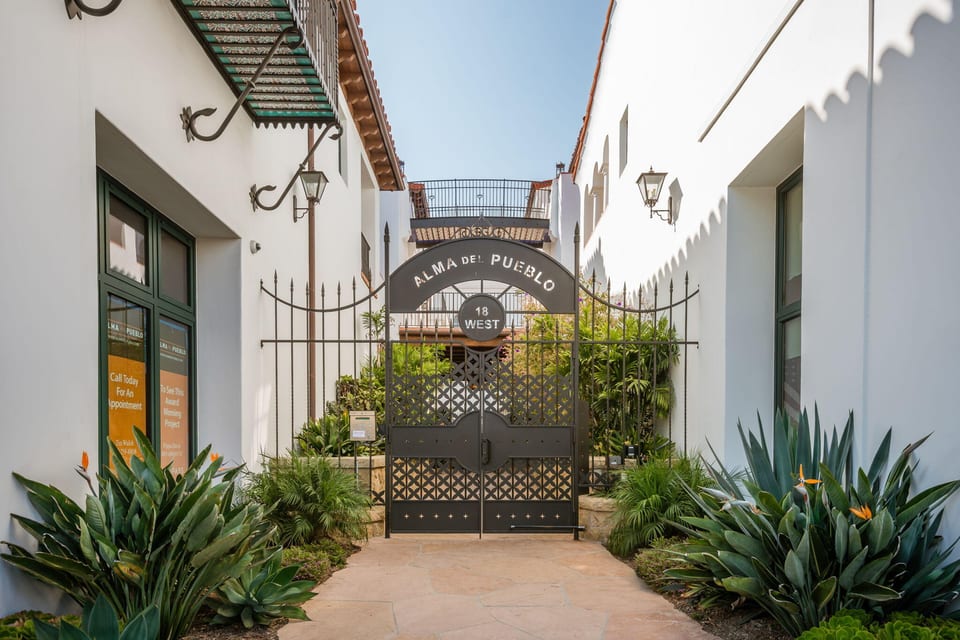 18 W Victoria Street Apt 112, SANTA BARBARA, CA 93101