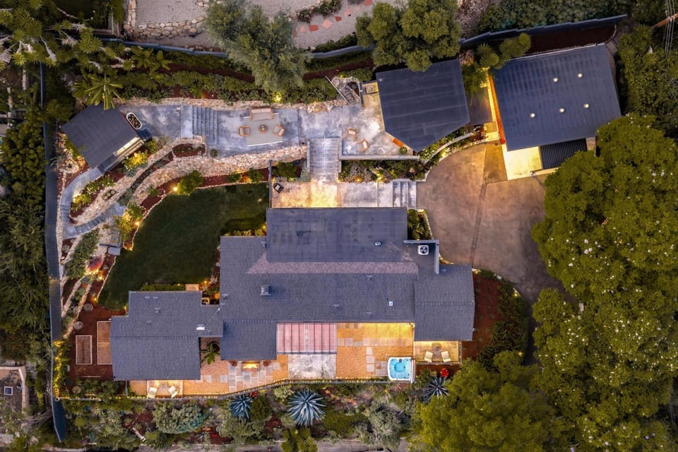 2700 Exeter Place