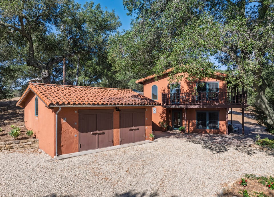 5834 W Camino Cielo, SANTA BARBARA, CA 93105