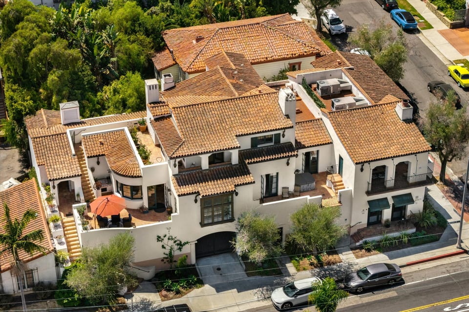727 Garden Street