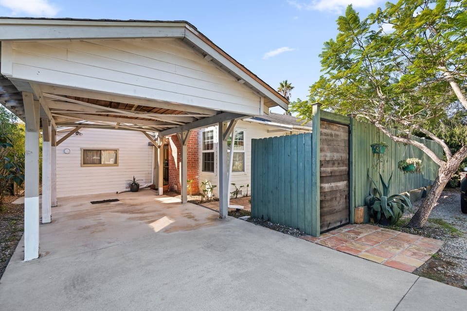2335 Cliff Drive, SANTA BARBARA, CA 93109