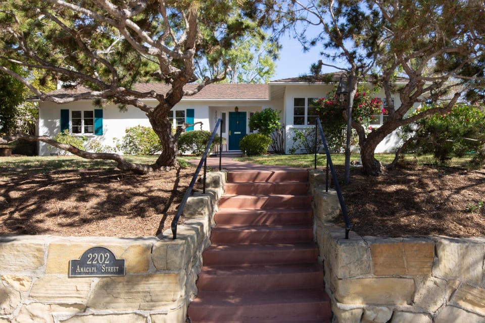 2202 Anacapa Street, SANTA BARBARA, CA 93105