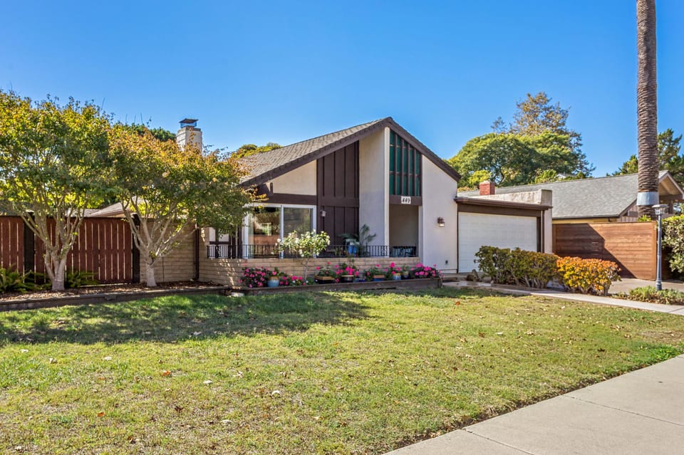 449 Pacific Oaks Road