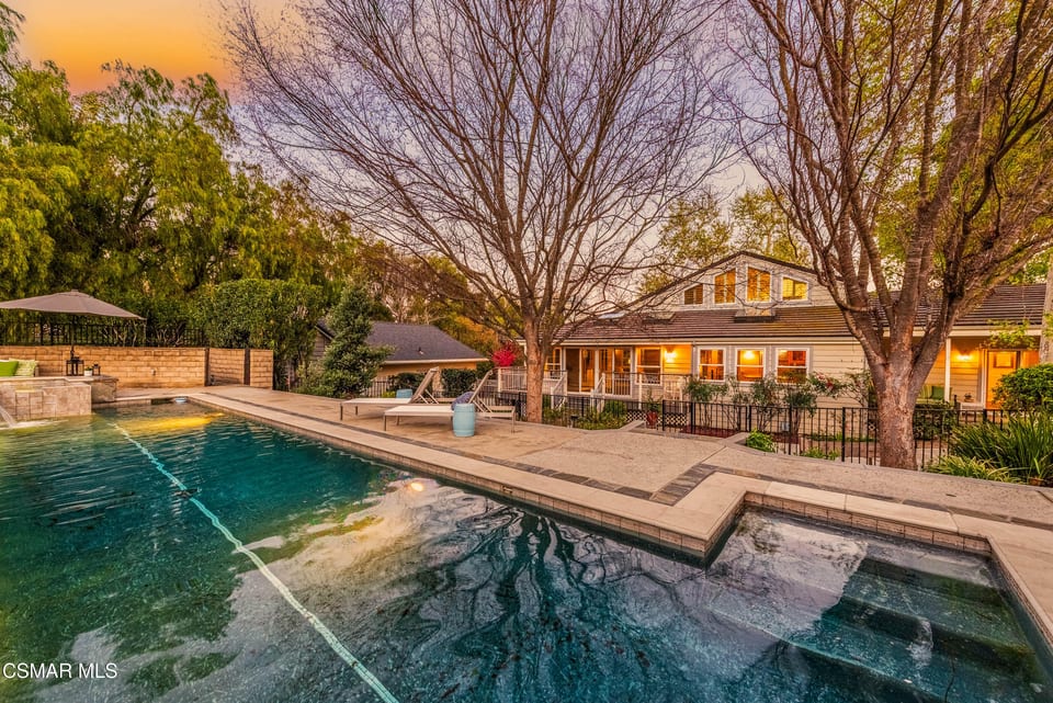 6125 Fairview Place
