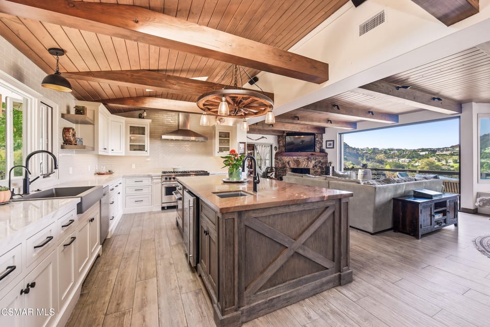 356 E Carlisle Road, Thousand Oaks, CA 91361