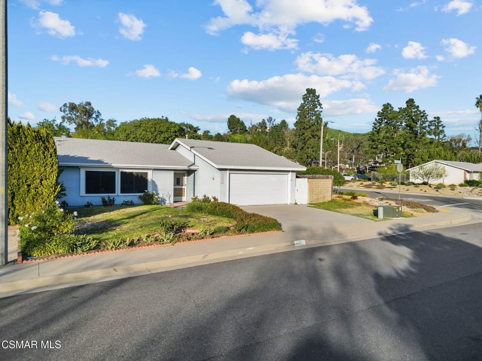 28949 Valley Heights Drive