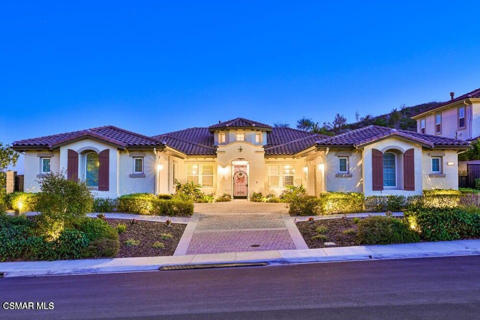 11290 Crenshaw Street, Moorpark, CA 93021