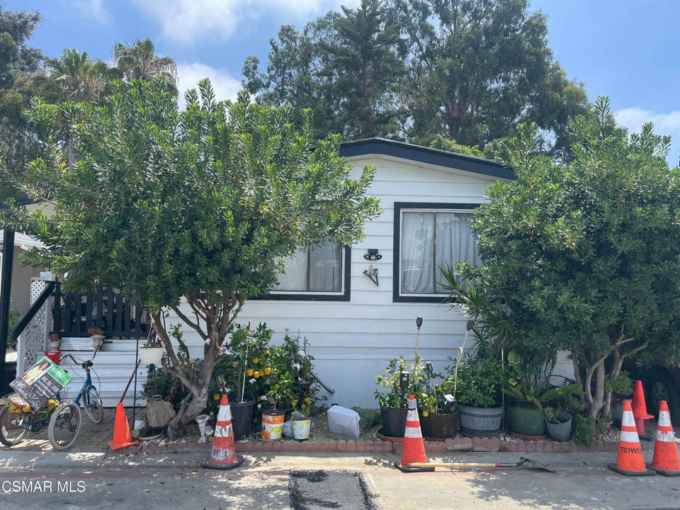 17 Via Rosal, Camarillo, CA 93012