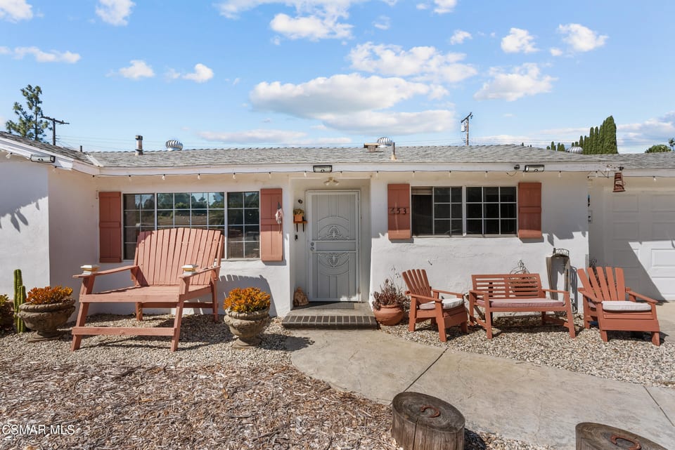 653 Calle Clavel, Thousand Oaks, CA 91320