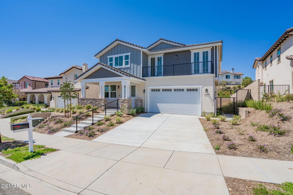 4687 Summit Avenue, Simi Valley, CA 93063
