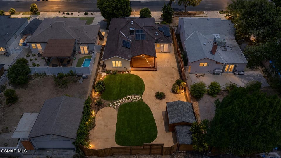 7039 Sylvia Avenue, Reseda, CA 91335