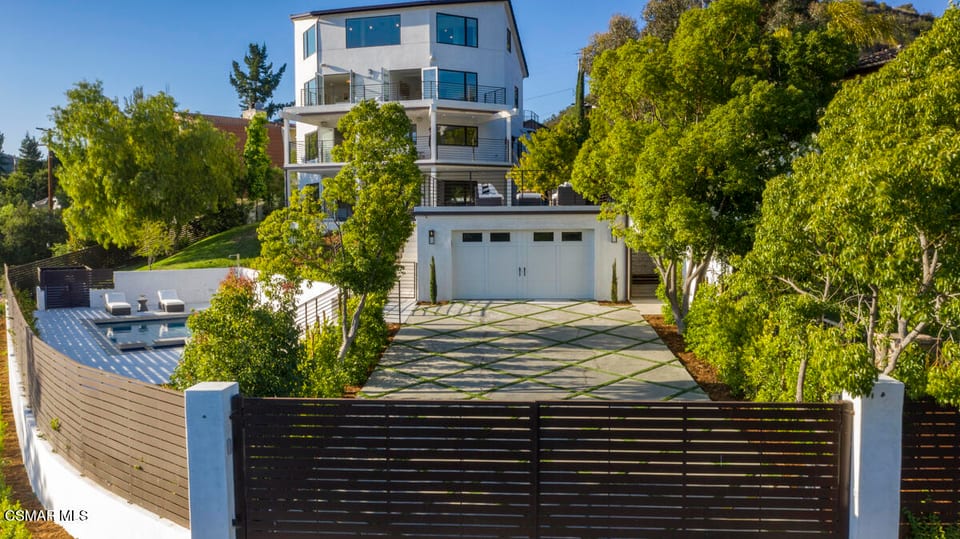 290 Lake Sherwood Drive, Lake Sherwood, CA 91361