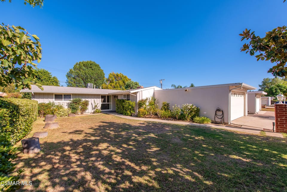 7850 Capistrano Avenue, West Hills, CA 91304