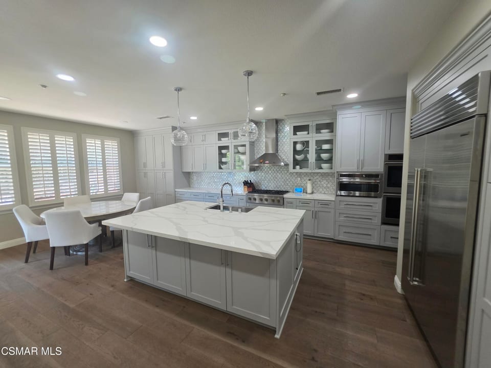 6891 Breezy Glen Drive, Moorpark, CA 93021