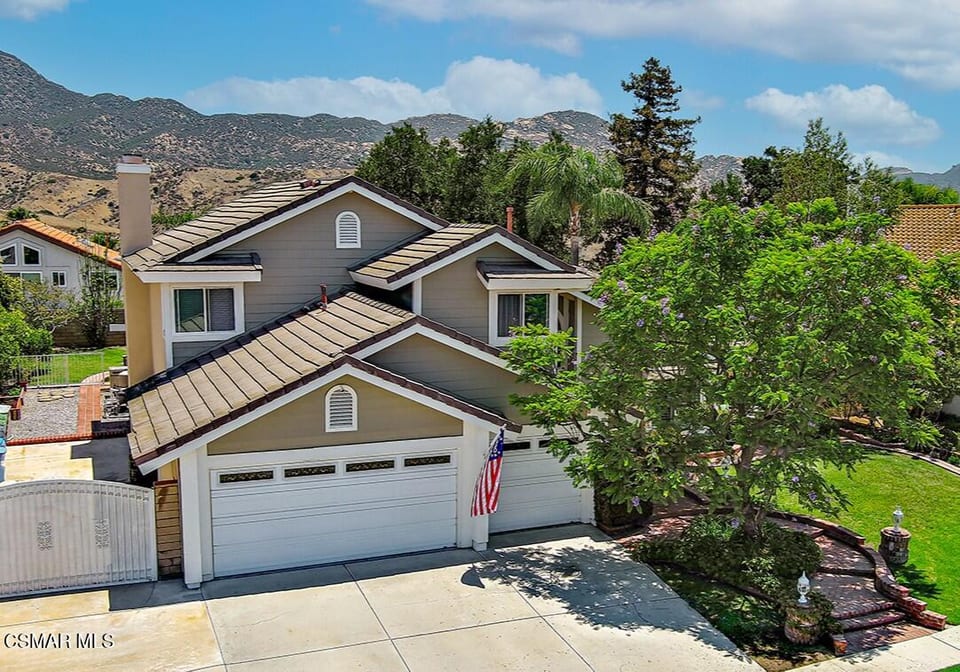 2990 Klamath Avenue, Simi Valley, CA 93063