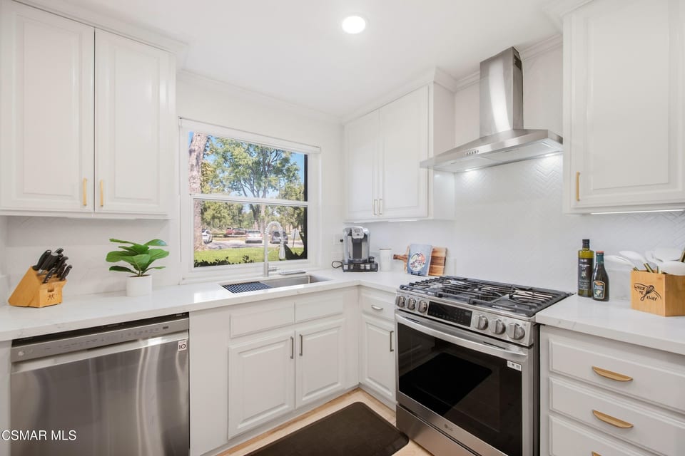 31584 Agoura Road, 5, Westlake Village, CA 91361