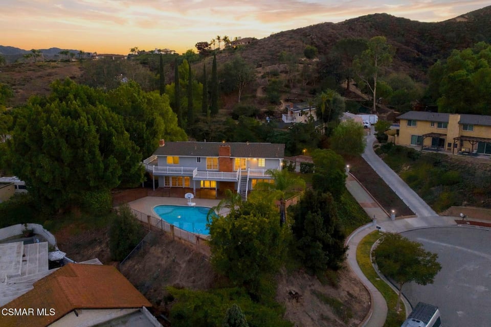 68 La Paz Court, Simi Valley, CA 93065