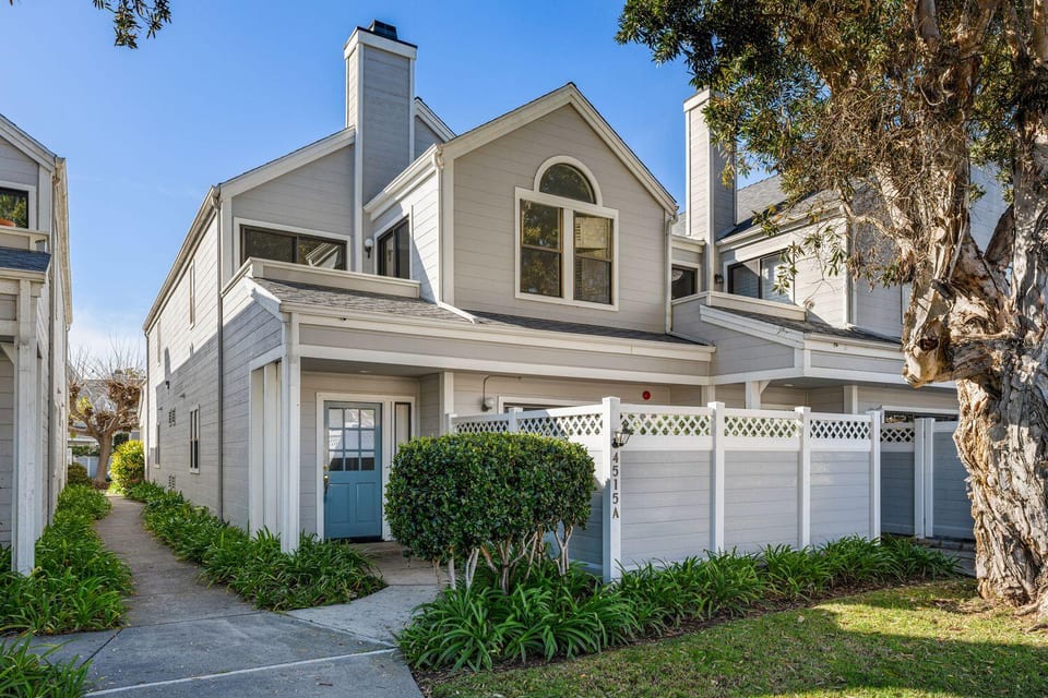 4515 Carpinteria Avenue A, CARPINTERIA, CA 93013