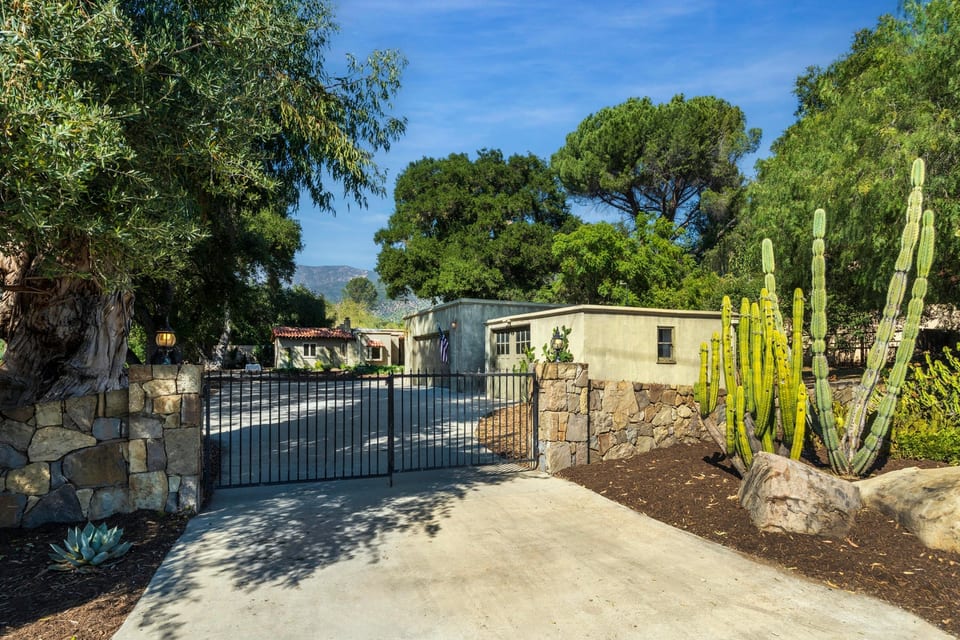 3741 Grand Avenue, OJAI, CA 93023