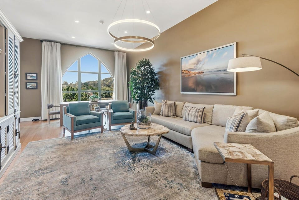 401 Chapala Street Apt 312, SANTA BARBARA, CA 93101