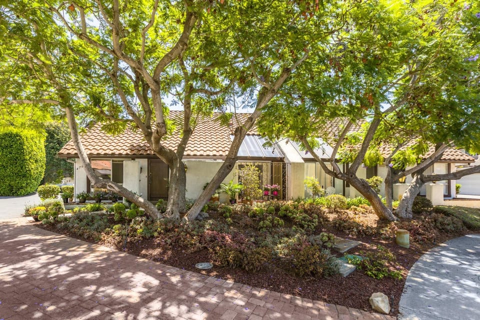 4701 Calle Reina, SANTA BARBARA, CA 93110