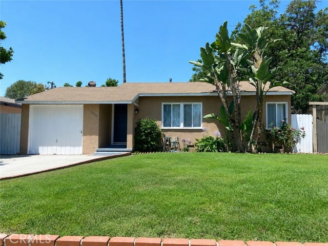 7339 White Oak, Reseda, CA 91335