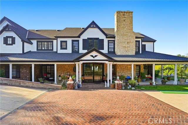 381 South Henning Way