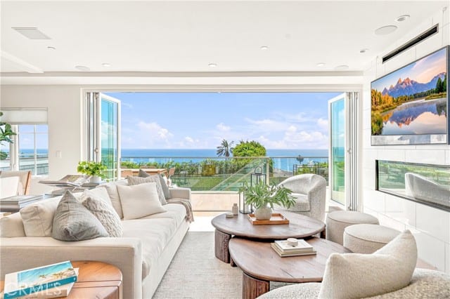 1373 North Coast Highway, Laguna Beach, CA 92651